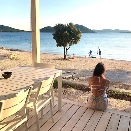 Buqez Eco Resort - Beachfront 20 & House 42 드라게 외부 사진