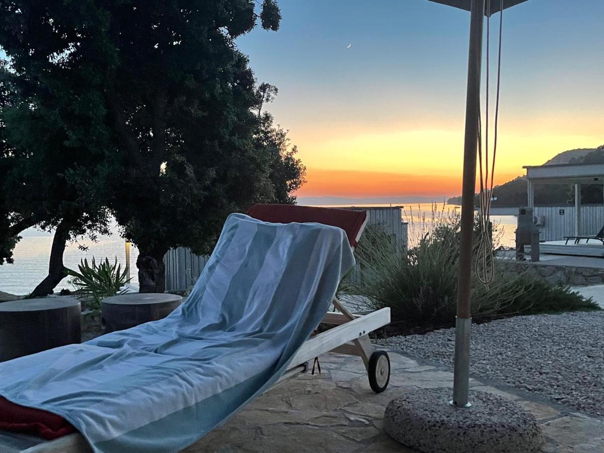 Buqez Eco Resort - Beachfront 20 & House 42 드라게 외부 사진