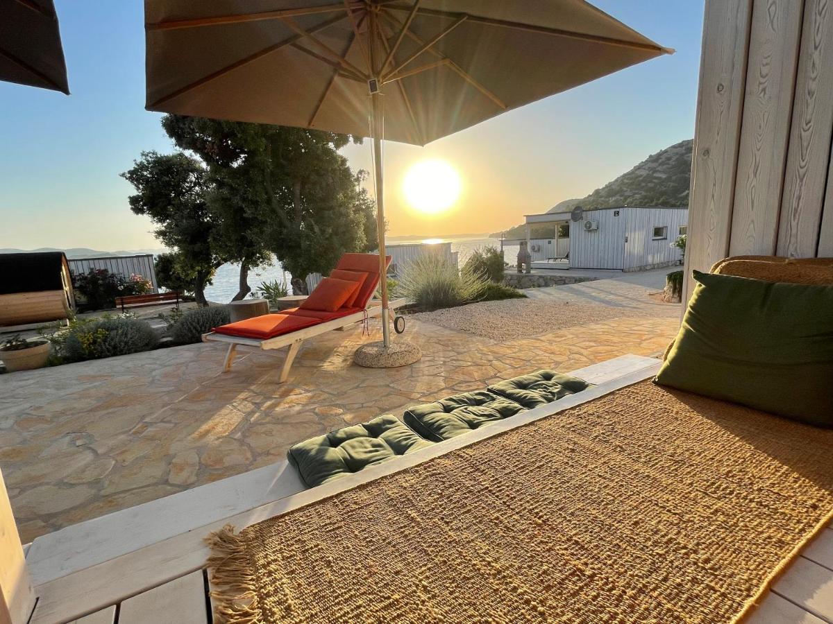 Buqez Eco Resort - Beachfront 20 & House 42 드라게 외부 사진