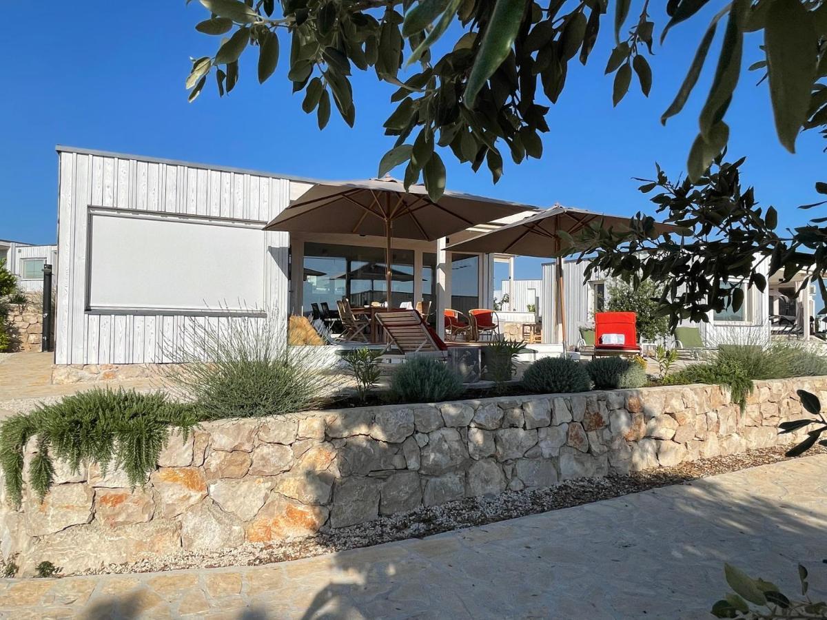 Buqez Eco Resort - Beachfront 20 & House 42 드라게 외부 사진